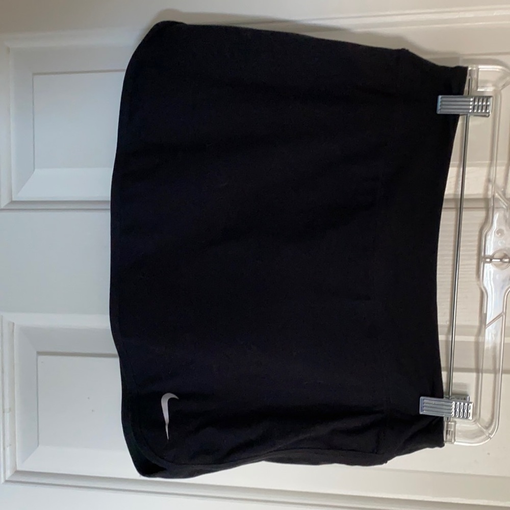 Black Nike tennis skirt